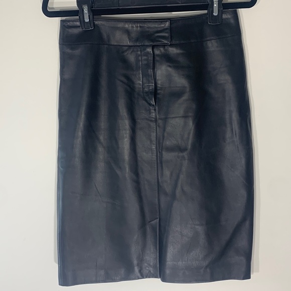 ARMANI COLLEZIONI Black Leather Pencil Skirt - Picture 2 of 12